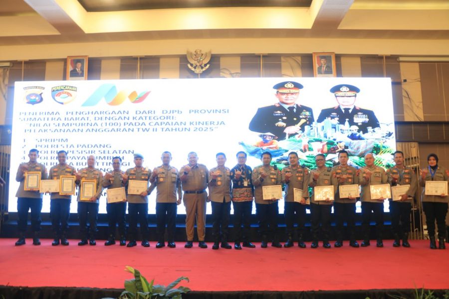 Polres dan Satker Polda Sumbar Torehkan Prestasi, Raih Penghargaan Kinerja Anggaran