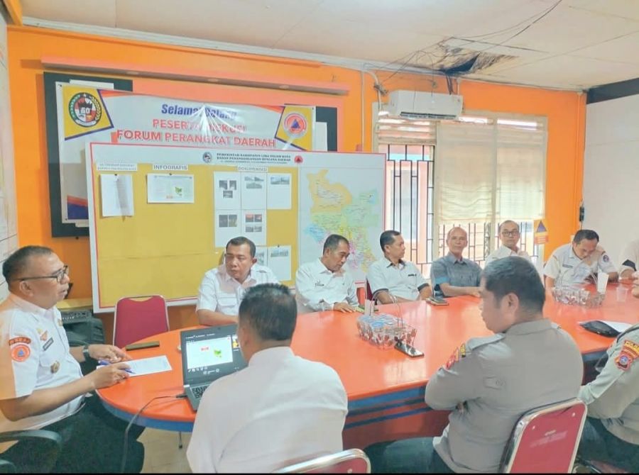 Polres Lima Puluh Kota bersama BPBD Laksanakan Rapat Evaluasi Tanggap Darurat Karhutla