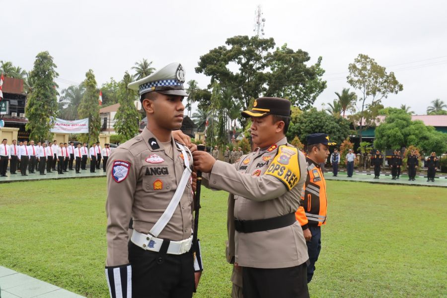 Polres Pasaman Barat Laksanakan Apel Gelar Pasukan Operasi Patuh Singgalang 2025