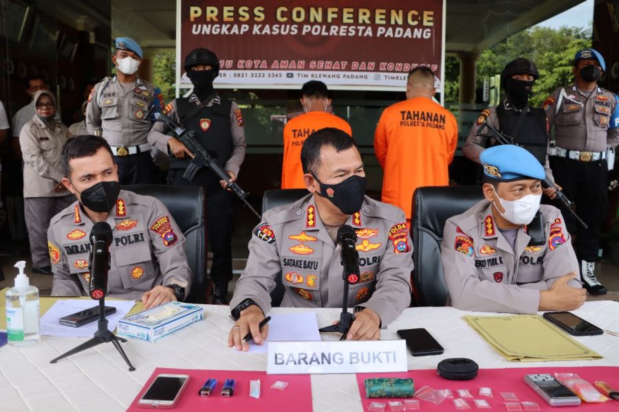 Polresta Padang Ungkap Kasus Narkoba, Salah Satu Pelaku Oknum Polisi