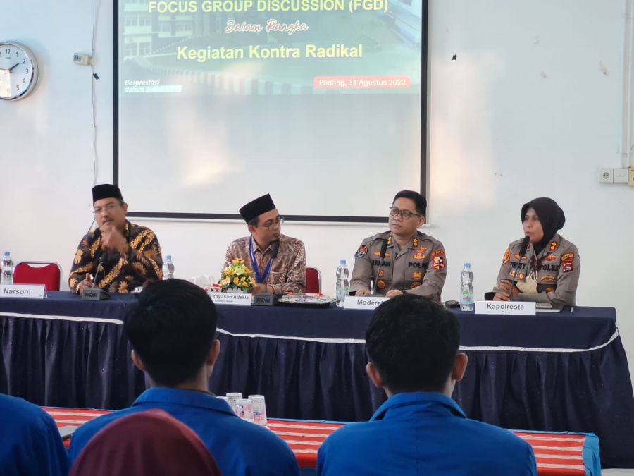 Polri Gelar FGD Pencegahan Paham Radikal, Teroris dan Intoleran di Yayasan Adzkia Padang