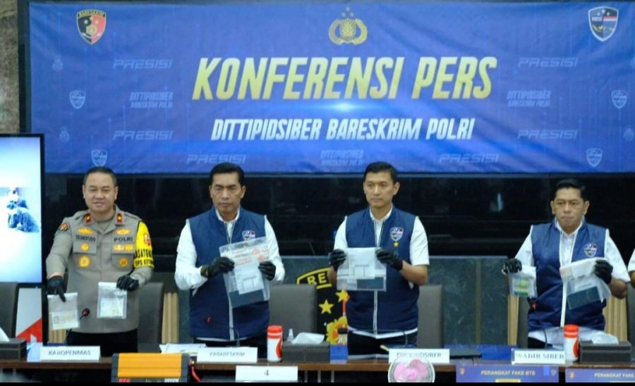 Polri Ungkap Sindikat Penipuan Online Berkedok Fake BTS & SMS Blast, Dua WNA Cina Ditangkap di SCBD