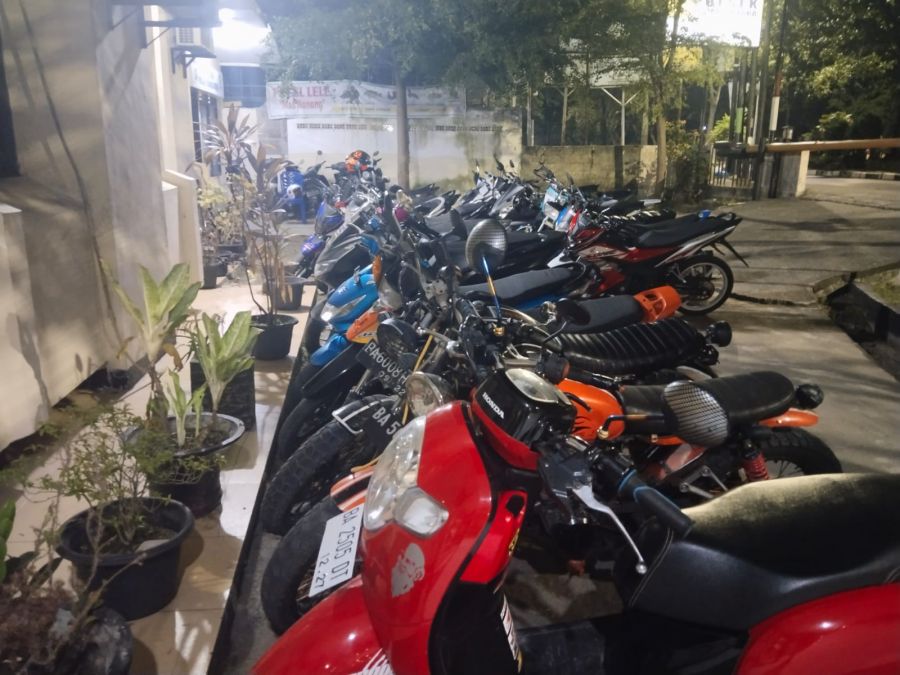 Polsek Padang Utara Tertibkan Balap Liar di Jalan Khatib Sulaiman, Puluhan Ranmor Diamankan
