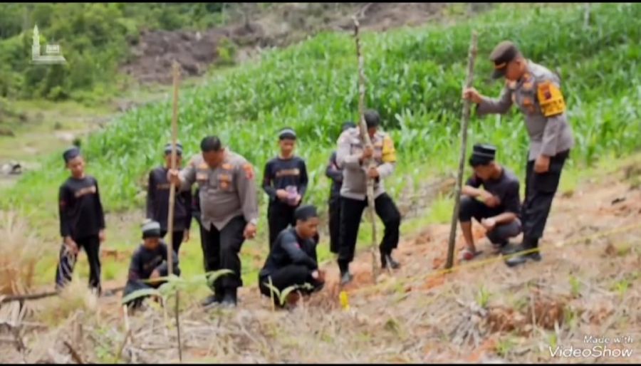 Polsek Palupuh Gandeng Ponpes Darul Ulum Alfalah Tanam Jagung Program Swasembada Pangan Nasional