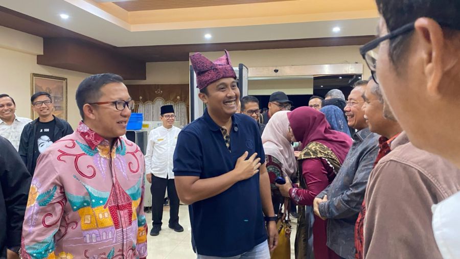 Pulang ke Sumbar Usai Pelantikan, Wagub Vasko Disambut Puluhan Kepala OPD