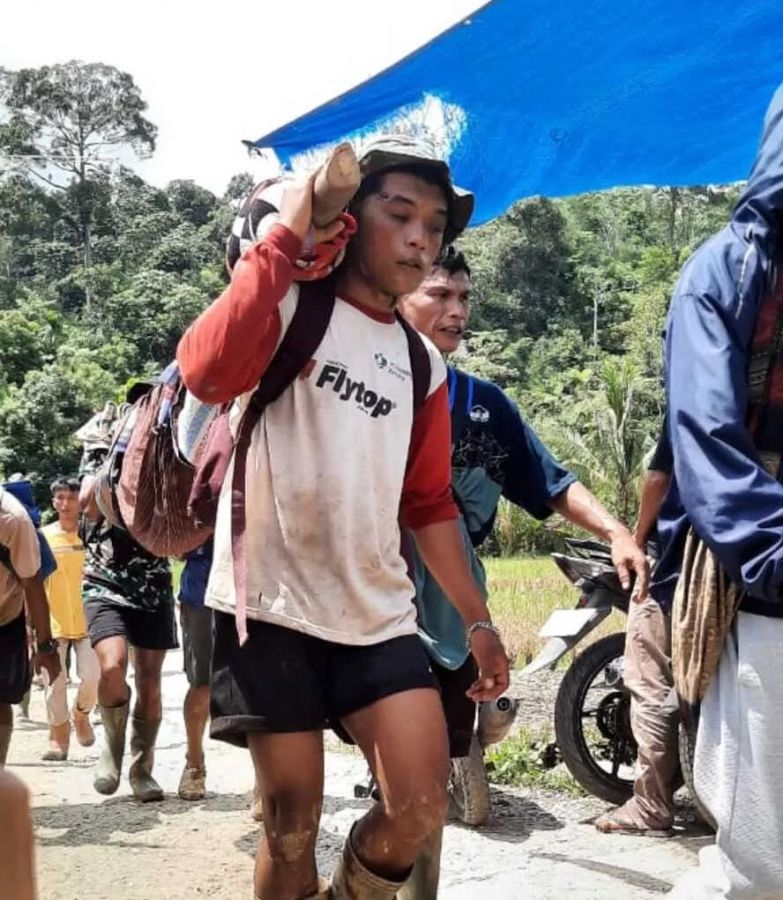 Puluhan Orang Tertimbun Tambang Ilegal di Kabupaten Solok