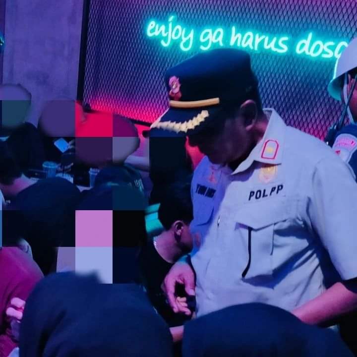 Razia Gabungan, Satpol PP Padang Jaring 9 Orang Pengunjung THM Tidak Miliki KTP