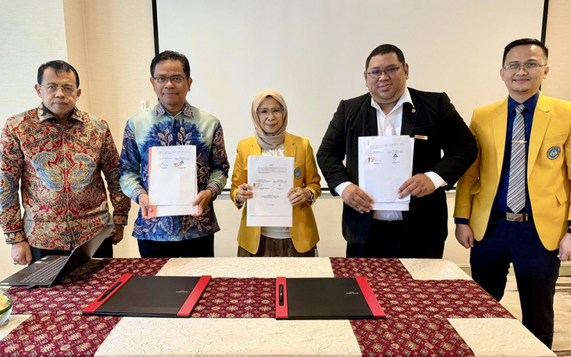 Rektor UNP dan Dekan FPP Tandatatangani MOU & MOA dengan Ratusan Industri Perhotelan & Pariwisata