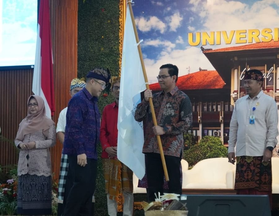 Rektor UNP Dikukuhkan sebagai Ketua Konsorsium PTPK 2026