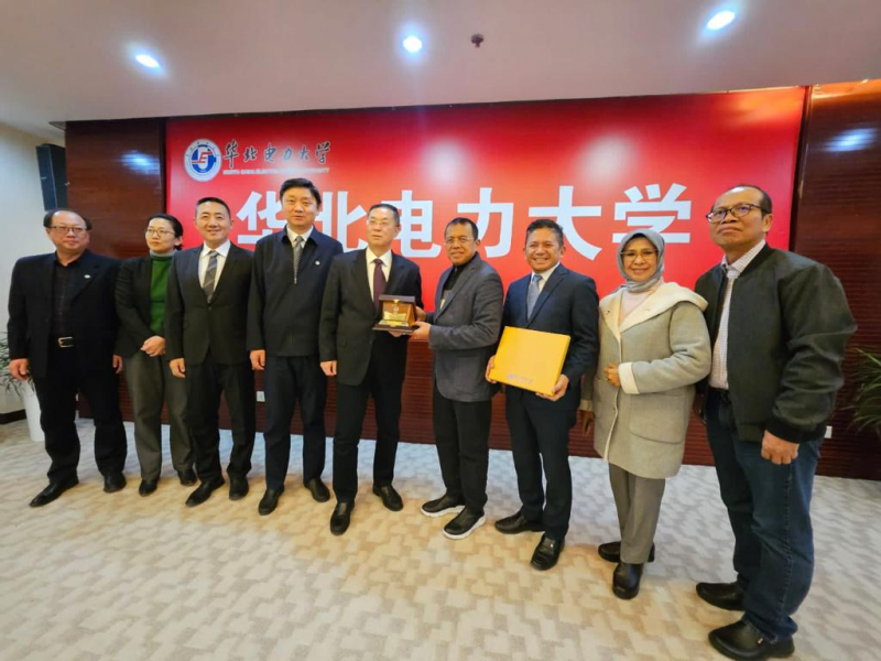 Rektor UNP Kunjungi Perguruan Terbaik Bidang Engineering di Beijing