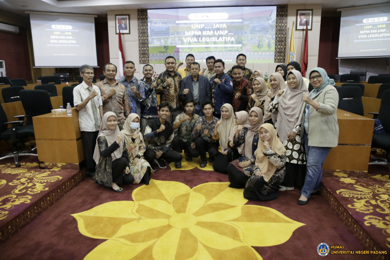 Rektor UNP Lantik Ketua MPM KM UNP