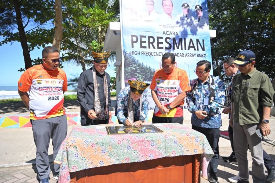 Resmikan Radar Frekwensi Tinggi di Pariaman, Gubernur: Perkuat Mitigasi Bencana & Keselamatan Warga