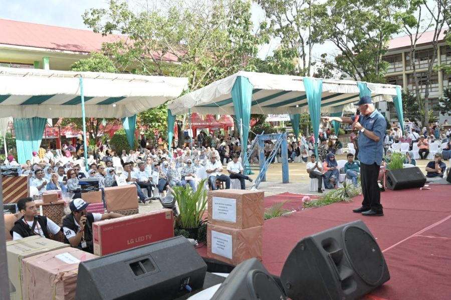 Reuni Gadang di SMAN 1 Bukittinggi, Mahyeldi Sebut Bimbingan Alumni Sangat Dibutuhkan Para Junior