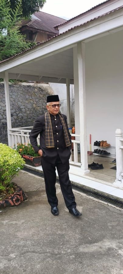 Ringankan Beban Warga, A. Sarijanus Kahar Lunasi PBB 1.004 Wajib Pajak di Lumindai