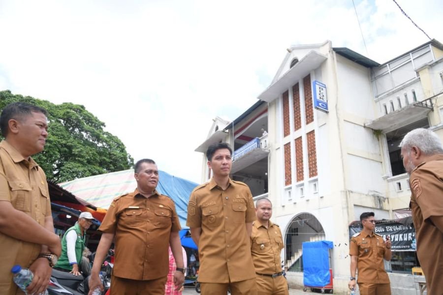 Riyanda–Jeffry Genjot Revitalisasi Pasar Sawahlunto