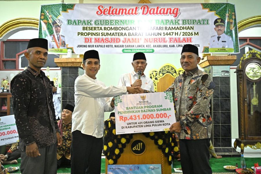 Safari Ramadan di Akabiluru, Gubernur Sumbar Salurkan Bantuan untuk Masjid dan Warga