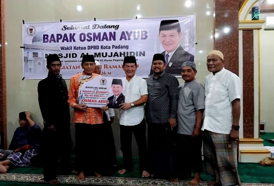 Safari Ramadhan 1447 H, Osman Ayub Salurkan Hibah Rp25 Juta untuk Masjid Al Mujahidin Kurao Pagang