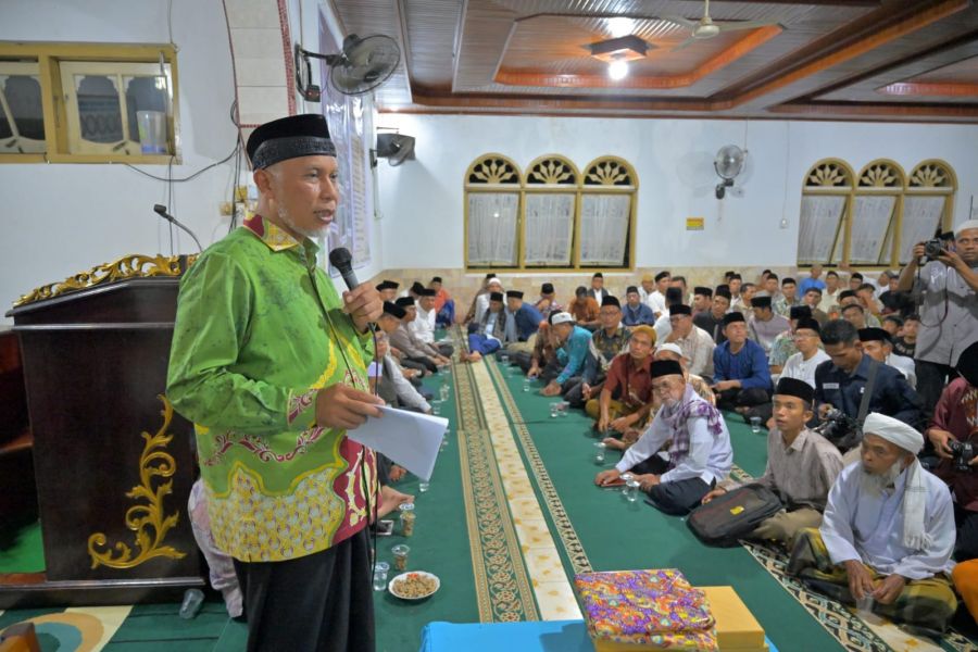 Safari Ramadhan di Pasaman, Gubernur Mahyeldi Imbau Pemuda Senantiasa Memakmurkan Masjid