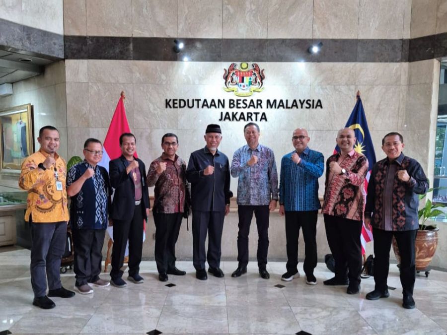 Sambangi Kedubes Malaysia, Gubernur Mahyeldi Usulkan Penguatan Kerjasama Kedua Daerah