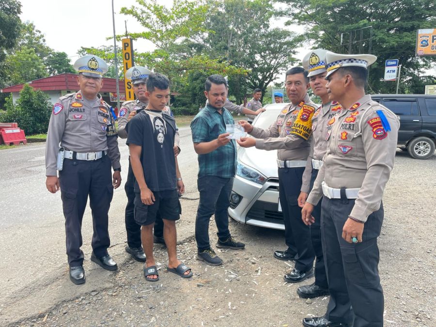 Satlantas Polres Dharmasraya Temukan Diduga Narkotika Saat Operasi Patuh Singgalang 2025