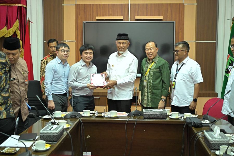 Scoot Air Mendarat di BIM 6 Januari, Mahyeldi Tekankan Penerbangan Padang-Singapura Berkelanjutan