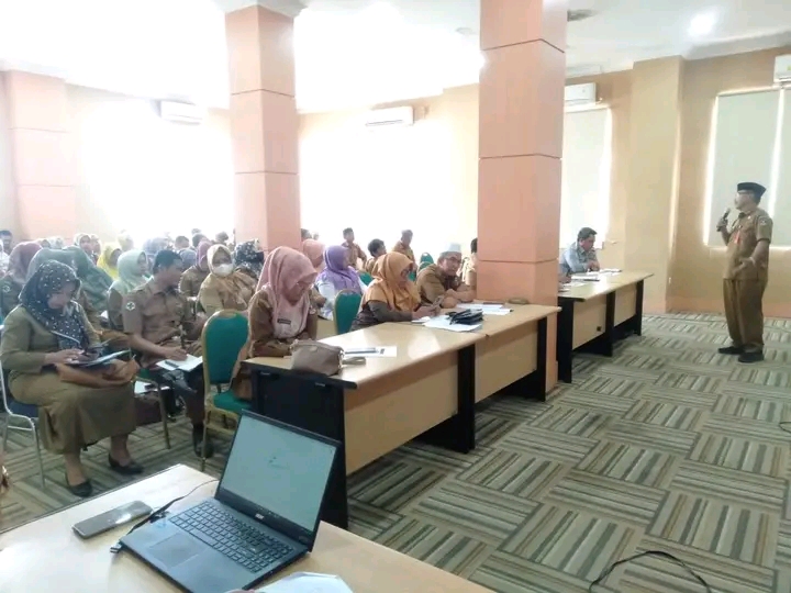 Sekda Adlisman Buka Sosialisasi Lomba Kebersihan