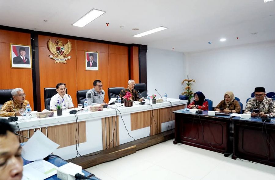 Sekda Sijunjung Pimpin Rapat Percepatan Pelaksanaan Kegiatan Pembangunan dari DAK & DAU