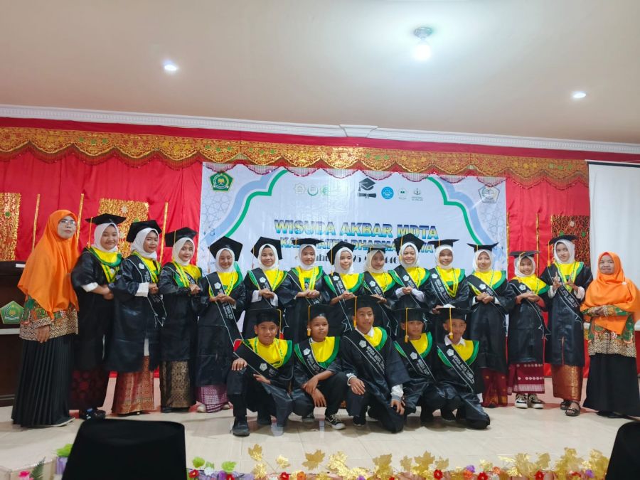 Semarak Pawai Wisuda Akbar MDTA se-Dharmasraya 2025: Kobarkan Semangat Generasi Qur’ani