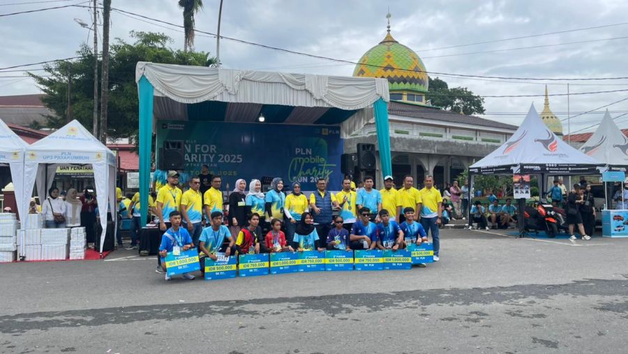 Semarak PLN Mobile Charity Run 2025 di Payakumbuh, PLN Icon Plus Hadirkan Booth ICONNET dan Hadiah