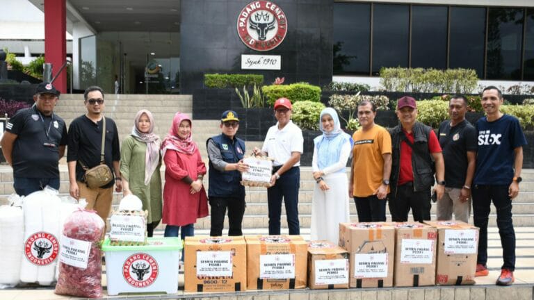 Semen Padang Kirimkan Bantuan Kemanusiaan untuk Korban Bencana Alam di Pessel