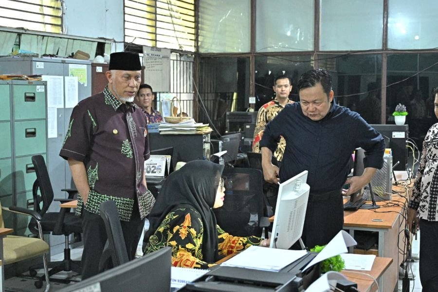 Sidak Ramadan, Gubernur Mahyeldi Pastikan Disiplin ASN Pemprov Sumbar Tetap Terjaga