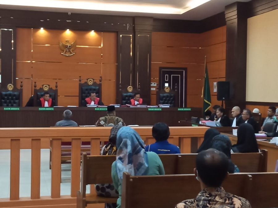 Sidang Lanjutan Dugaan Korupsi Ganti Rugi Lahan Tol Padang-Pekan Baru Memanas 