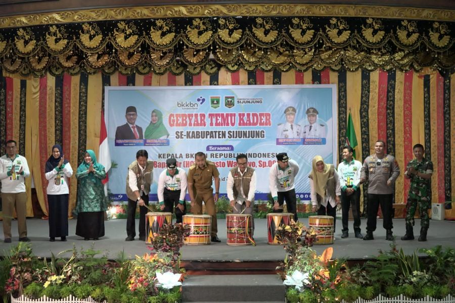 Sijunjung Luncurkan Komitmen Turunkan Stunting, Wagub Audy: Kuncinya Edukasi Gizi dan Nutrisi