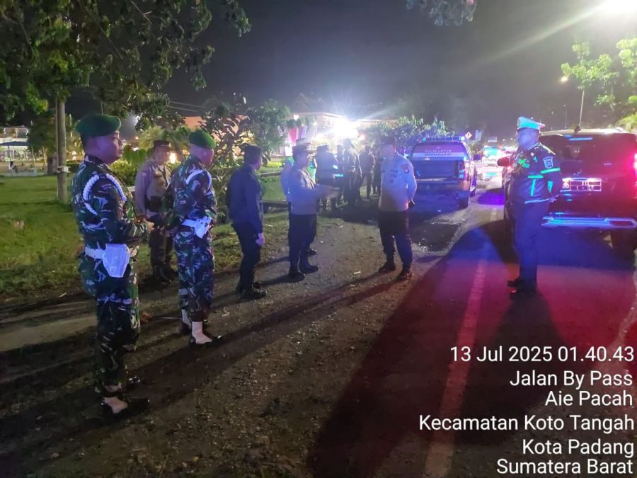 Sinergi Polri, TNI & Satpol PP Lakukan Patroli KYRD Antisipasi Balap liar dan Tawuran di Kota Padang