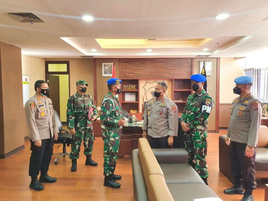 Sinergitas TNI dan Polri, Polda Sumbar Sambut Kedatangan Danpomdam I/BB