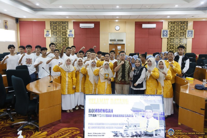 SMAN 1 Sikabau Pilih UNP Beri Motivasi Siswa untuk Lanjut ke Perguruan Tinggi