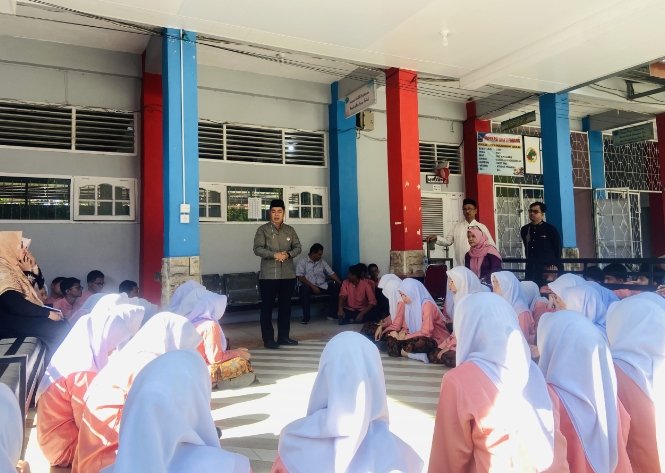 SMAN 3 Padang Berangkatkan 80 Siswa Jelajah Kampus Elite dan Destinasi Edukatif