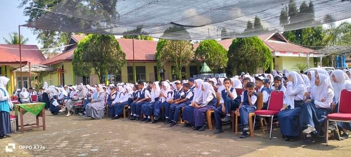 SMP Negeri 1 Pulau Punjung Adakan Kegiatan Pengenalan Pidato Adat Minang kabau