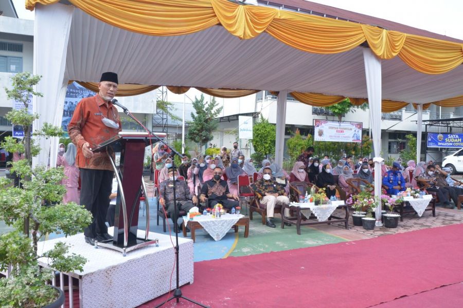 Sumbar Tingkatkan Capaian Vaksinasi Secara Gotong Royong