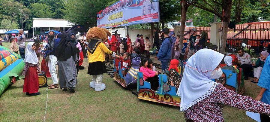 SUMDARSIN di Polda Sumbar, Peserta Anak Usia 6-11 Tahun Antusias Ikut Vaksin