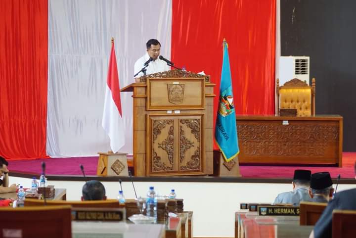 Sutan Riska Hadiri Rapat Paripurna DPRD Tentang Penetapan KUA-PPAS APBD-P 2023