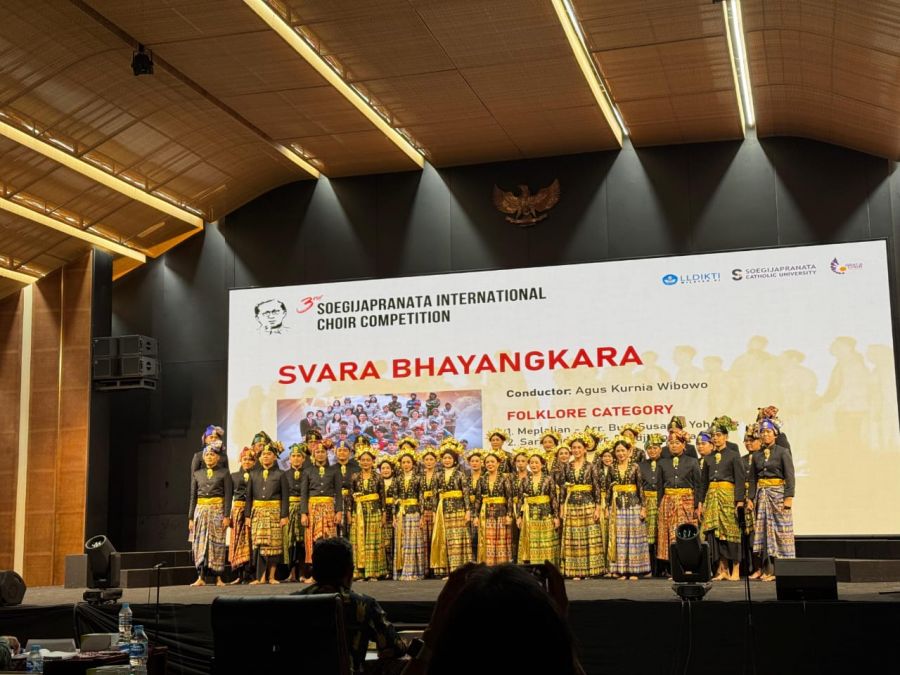 Svara Bhayangkara Polri Masuk 5 besar dan Raih Impresive Stage Performance
