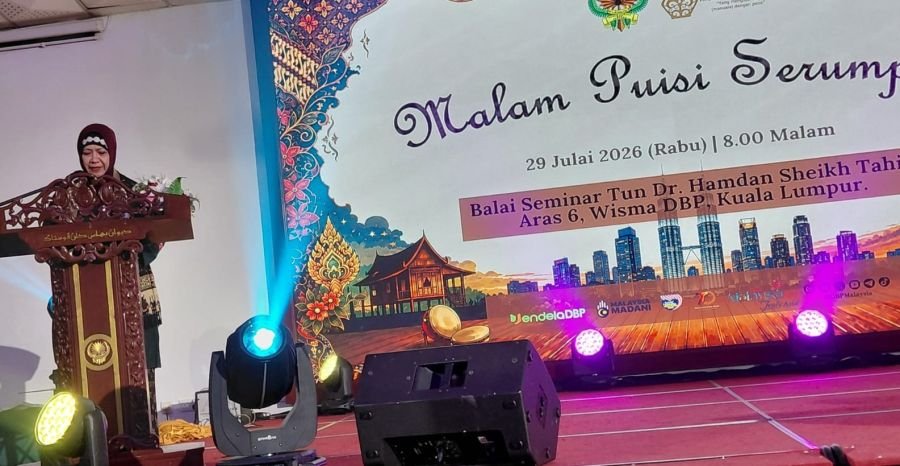Tampil di Dewan Bahasa Pustaka Kuala Lumpur Satupena Sumbar dan Sumbar Talenta Pukau Penonton