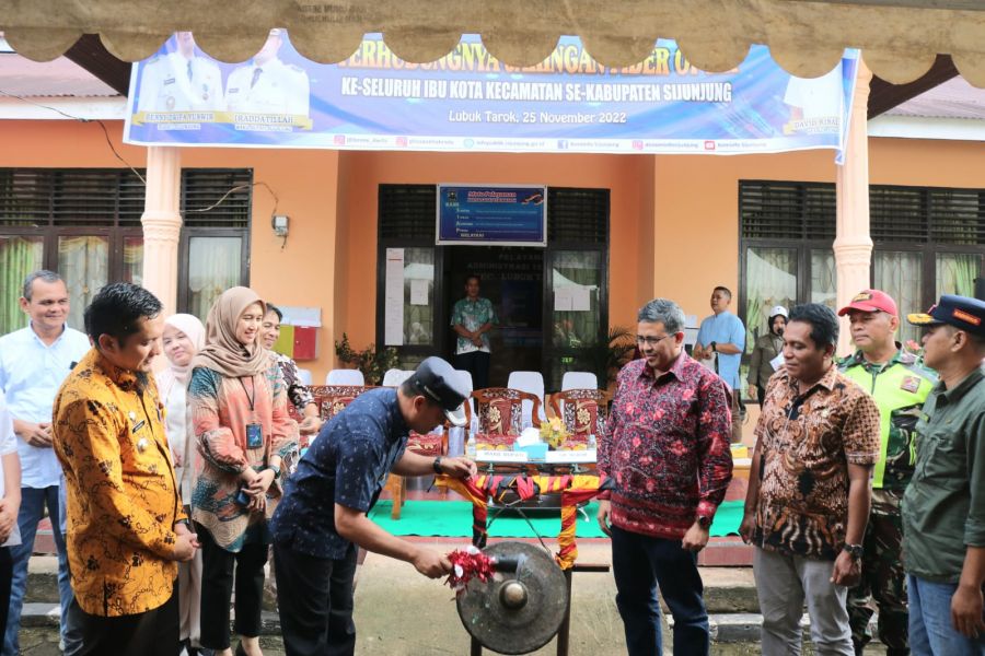 Target 100% Pembangunan Jaringan Fiber Optik di Semua Ibu Kota Kecamatan Kab Sijunjung Tercapai