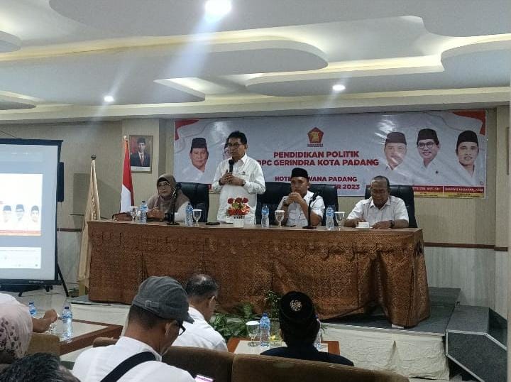 Targetkan 13 Kursi di DPRD Kota Padang, DPC Gerindra Kota Padang Gelar Pendidikan Politik