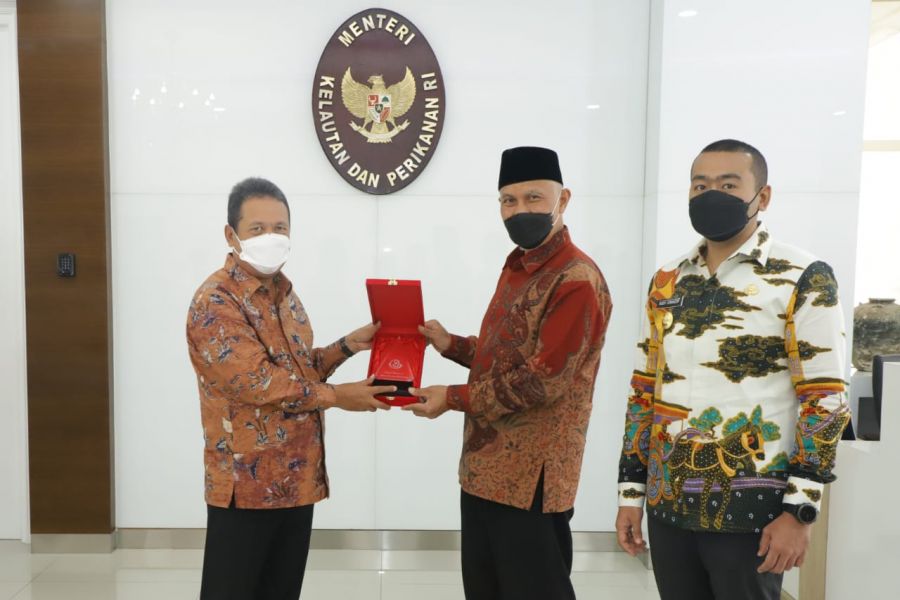 Temui Menteri Trenggono, Pemprov Sumbar Genjot Produksi Udang Vaname