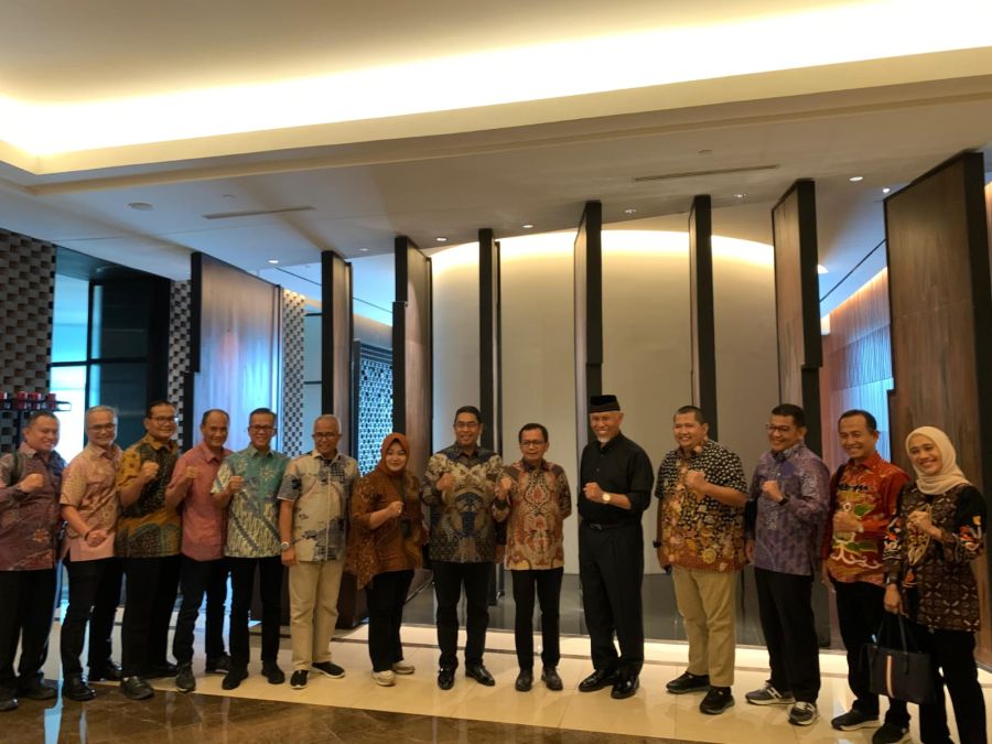 Terbukti Menurunkan Intensitas ERK, Gubernur Mahyeldi Dukung Penuh Produk Sepablock PT Semen Padang