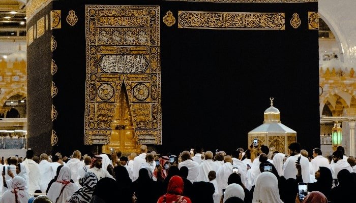 Tiba di Makkah, Petugas PDG 07 Kawal Jemaah Lansia dan Disabilitas Jalani Umrah Wajib