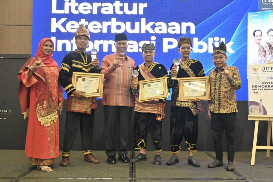 Tiga Nagari di Sumbar Raih Penghargaan Keterbukaan Informasi Publik
