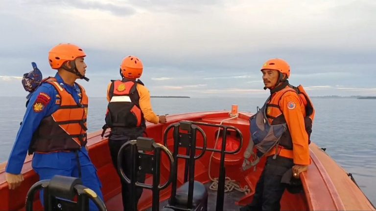 Tiga Nelayan Hilang di Perairan Mentawai Sejak Jumat, SAR Kerahkan Kapal Besar di Tengah Cuaca Buruk